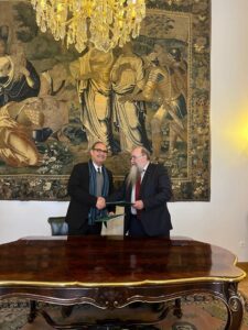 LA BNRM SIGNE UN PARTENARIAT AVEC LA BIBLIOTHÈQUE DE L’ACADÉMIE HONGROISE DES SCIENCES 1 bnrm etranger 1