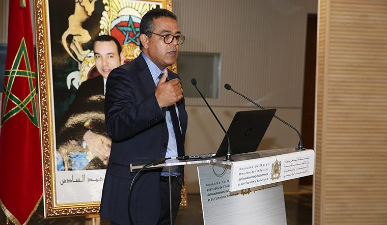 Hassan Boulaknadel intervenant à Rabat lors de la cérémonie du lancement de la plateforme "Startup Hub" MH