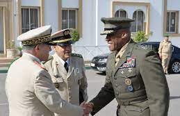 Le Commandant de l'"AFRICOM" reçu par le ministre délégué chargé de l'Administration de la Défense Nationale et par le Général de Corps d’Armée, Inspecteur Général des FAR 1 Africom e1666047923947