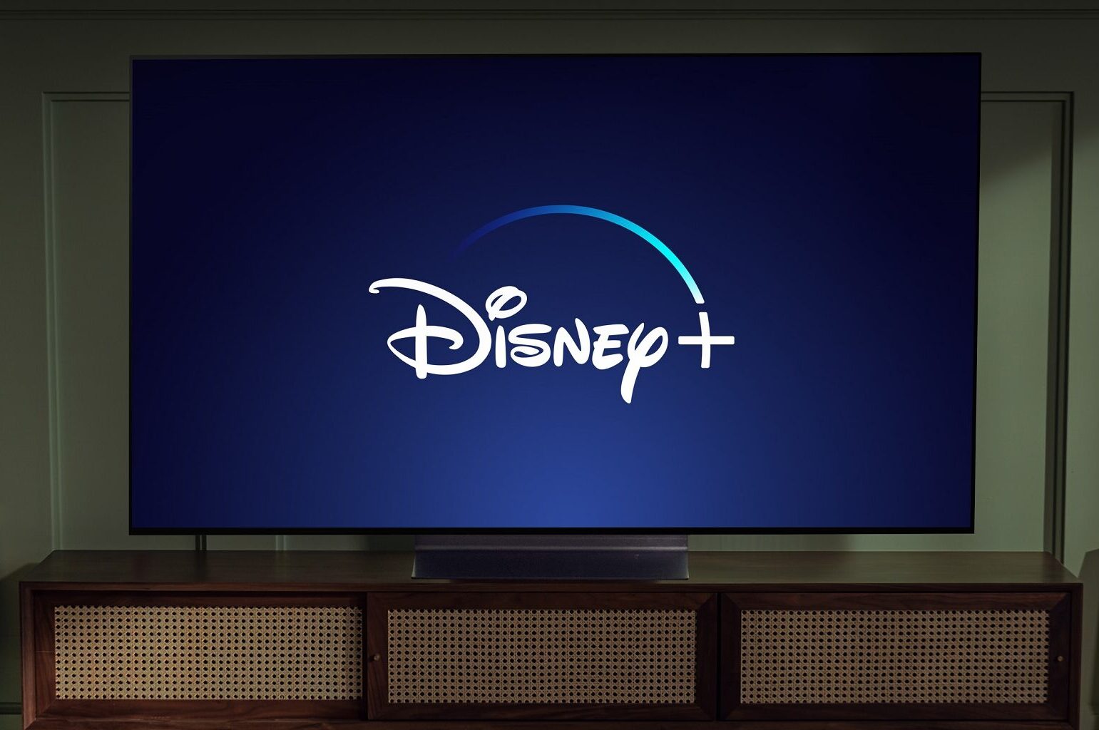 Disney Plus on LG TVs e1675947373548