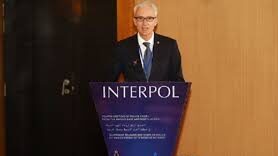 Les tendances mondiales de la criminalité ne cessent d'augmenter dans les mondes réel et virtuel (SG d'Interpol) 1 Interpol e1666015460845