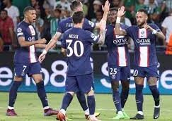Feu d'artifice du PSG contre Haïfa 1 psg vs haifa e1666734768867
