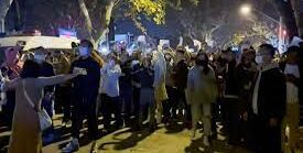 Chine: des centaines de manifestants contre la politique de lutte contre le Covid-19 1 Manifs chine covid e1669550630671