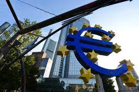 Zone euro: la croissance ralentit à 0,2% au 3e trimestre, inflation record en octobre 1 euro