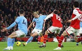 Manchester City relance la Premier League en battant Arsenal 1 Man c vs Arsn e1676548421510