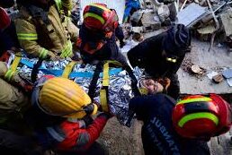 Séisme en Turquie: Le bilan dépasse 42.000 morts 1 Seisme excavation e1677076947688