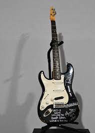 Nirvanna Guitar