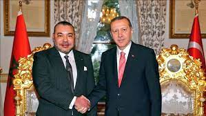 SM le Roi félicite M. Erdoğan à l'occasion de sa réélection président de la République de Türkiye 1 SM AVEC LE PRESIDENT TURC