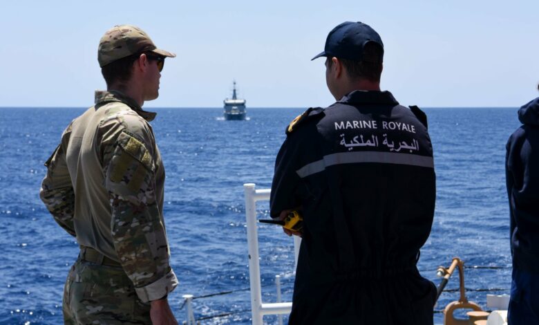 Tarfaya: la Marine Royale porte assistance à 57 candidats à la migration irrégulière 1 780x470 1 1698402575