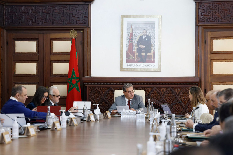 Le Chef du gouvernement préside la première réunion de la Commission nationale pour le développement numérique 1 akhnouch1 1707316340