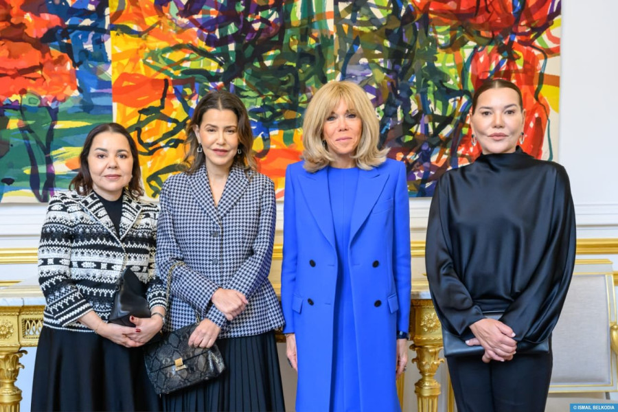 brigitte macron et les princesses 1708367193