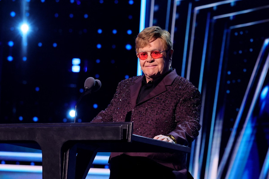 8 millions de dollars pour une collection Elton John lors d'une soirée d'enchères à New York 1 elton john 1708595512