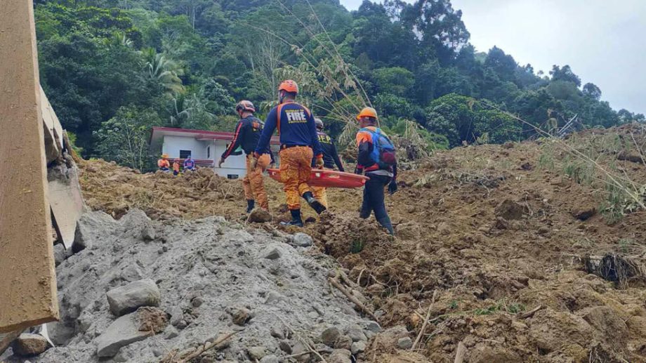 Philippines : 27 morts dans un glissement de terrain 1 vis 0210202410034061