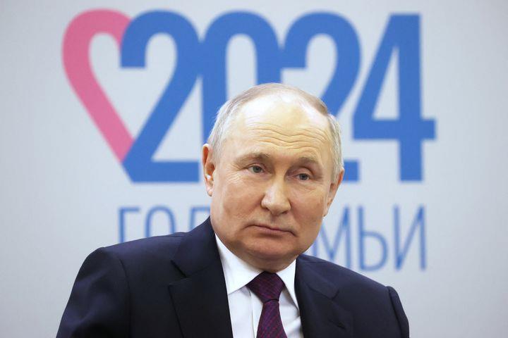 Présidentielle russe : Quatre candidats et un favori 1 vis 0220202409470137