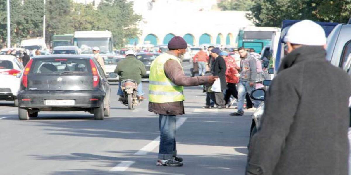CESE: 70% de Marocains considère le gardiennage de voiures comme une mendicité déguisée 1 gardiens de voitures