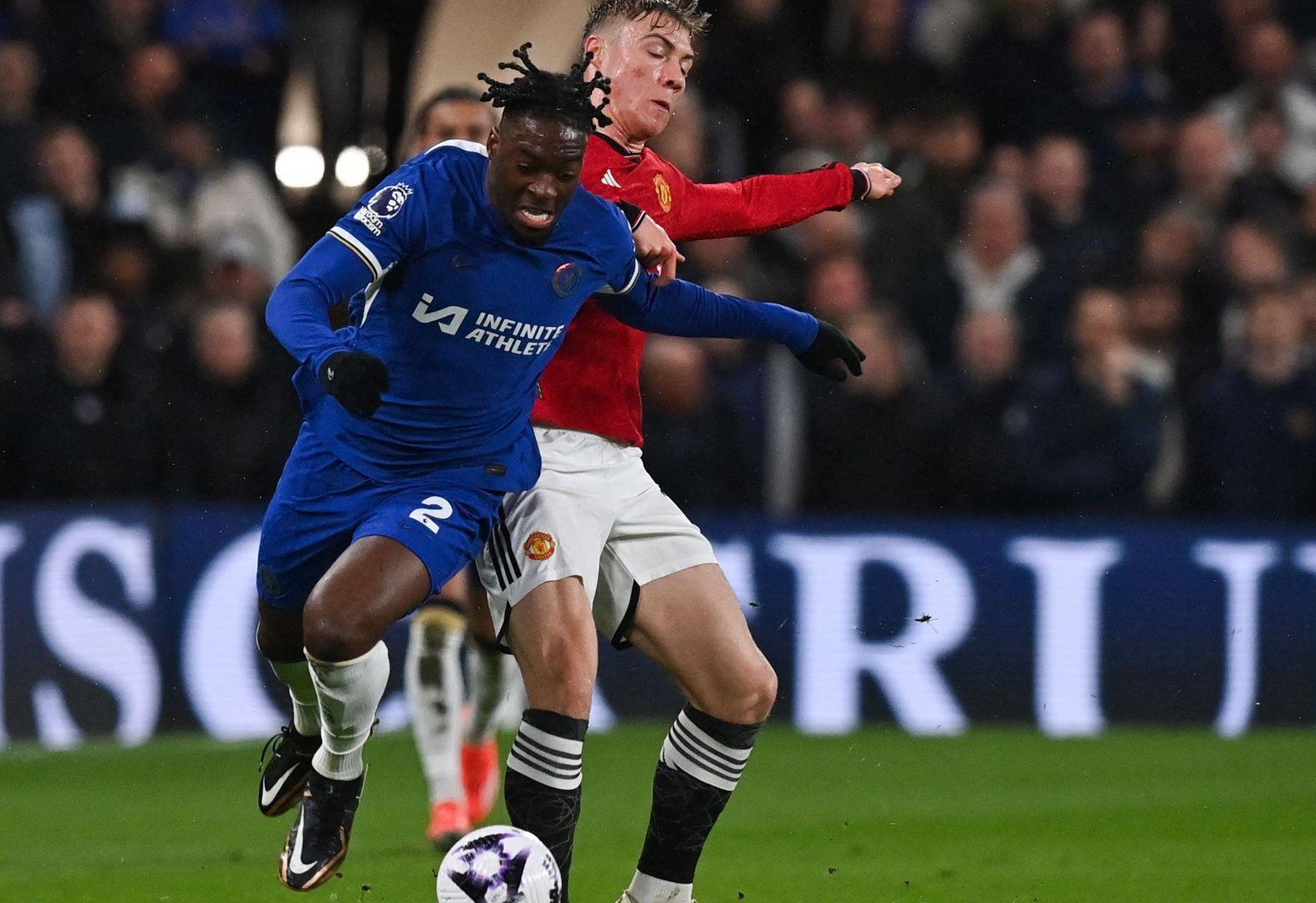 Foot: Chelsea renverse Manchester United 4-3 avec deux buts in extremis 1 vis 0404202421564330