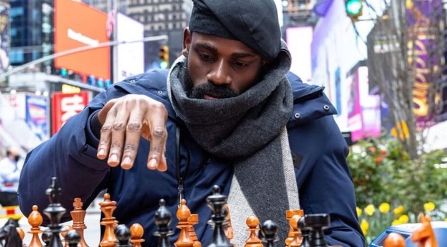 Marathon d'échecs : Un Nigérian bat le record du monde en jouant plus de 58 heures d'affilée sans défaite 1 vis 0421202409470900
