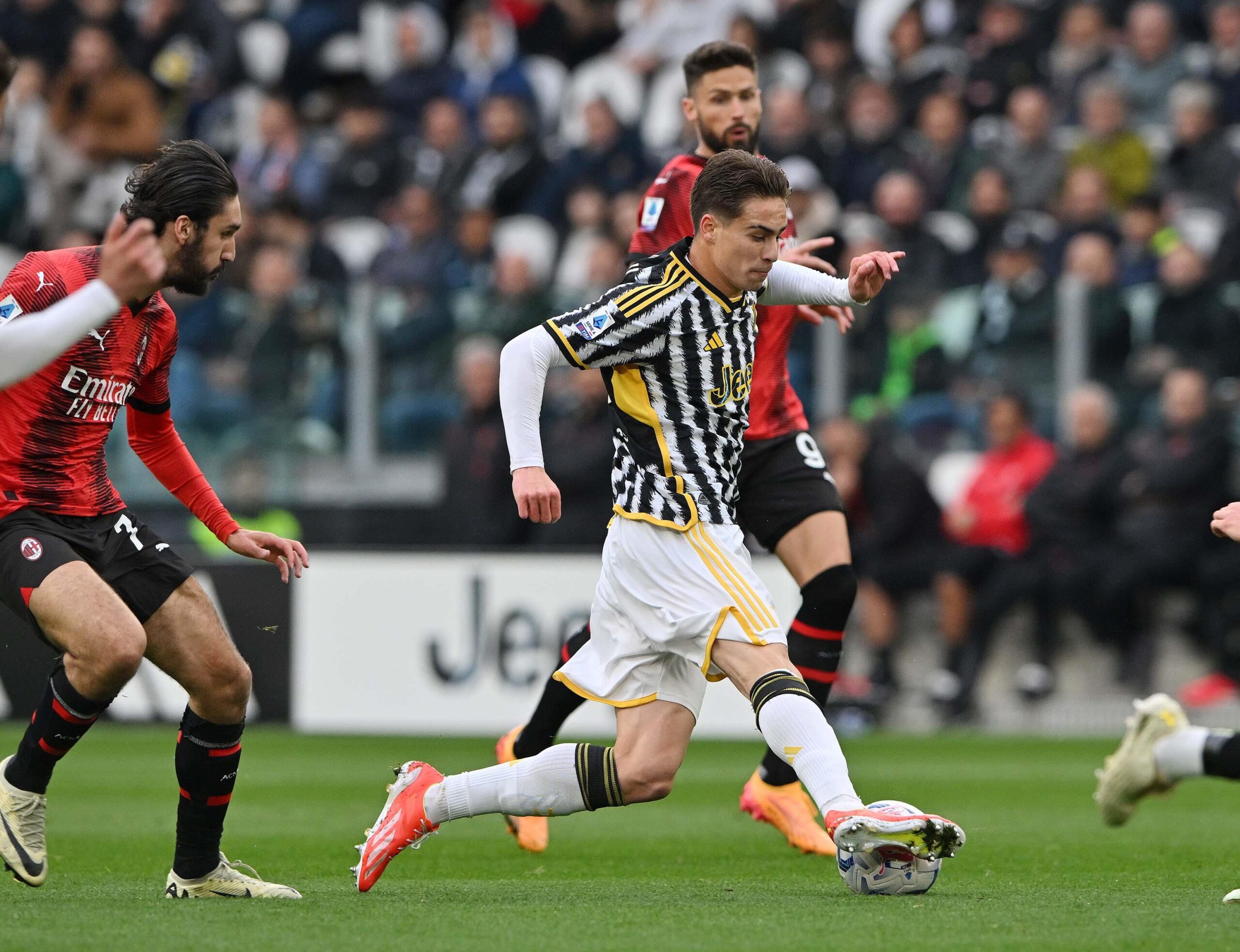 La Juventus et l'AC Milan se neutralisent (0-0) 1 vis 0427202420563857 scaled