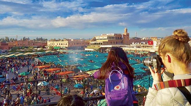 Record d'arrivées touristiques au Maroc en avril 2024 1 1600679320Tourisme Touristes marrakech Jamaa elfna KzMpIrL