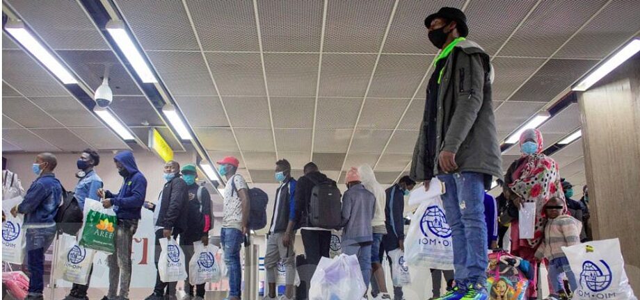 Tunisie : près de 2500 migrants subsahariens ont regagné leur pays d'origine 1 vis 0119202422252745