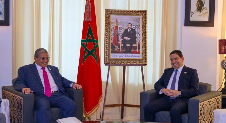 Banjul : Bourita s'entretient avec le 2ème ministre des AE de Brunei 1 vis 0503202415435125
