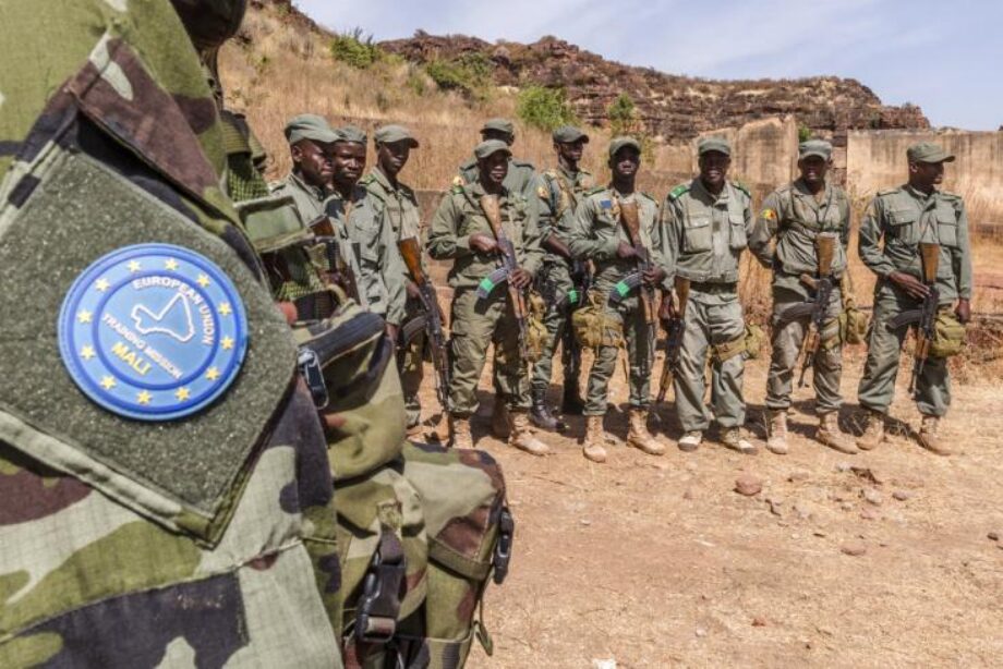 Mali : la mission de formation militaire de l'UE quitte le pays 1 vis 0517202421345696