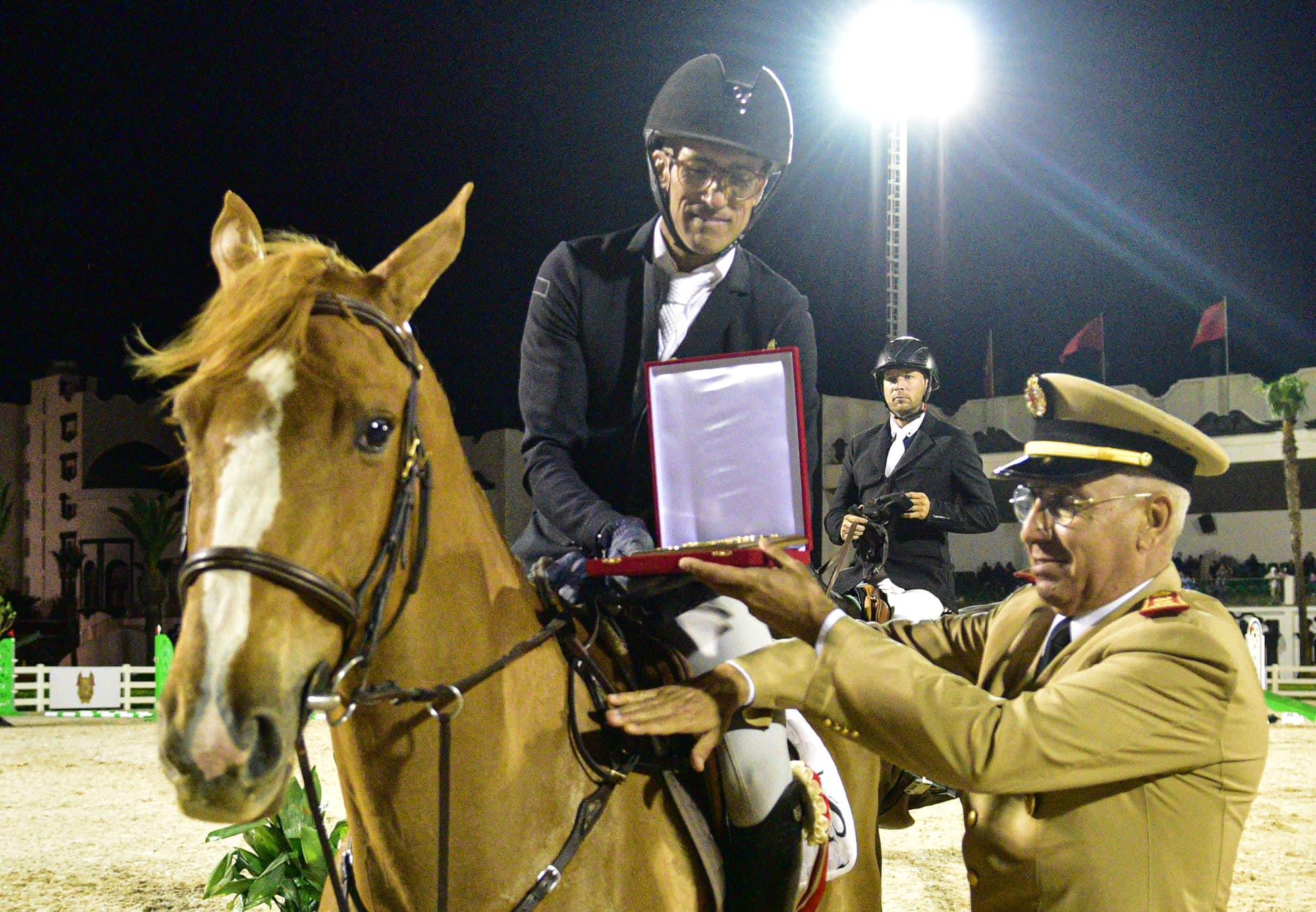 Concours officiel de saut d’obstacles 3* de la Garde Royale: le cavalier Salmeron Youssef remporte le Prix des FAR 1 vis 0518202423345322