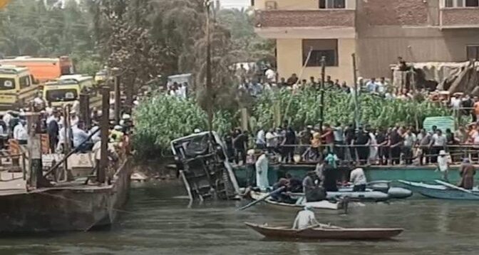 Egypte: un minibus plonge dans le Nil, faisant plusieurs morts 1 vis 0521202414473266 s
