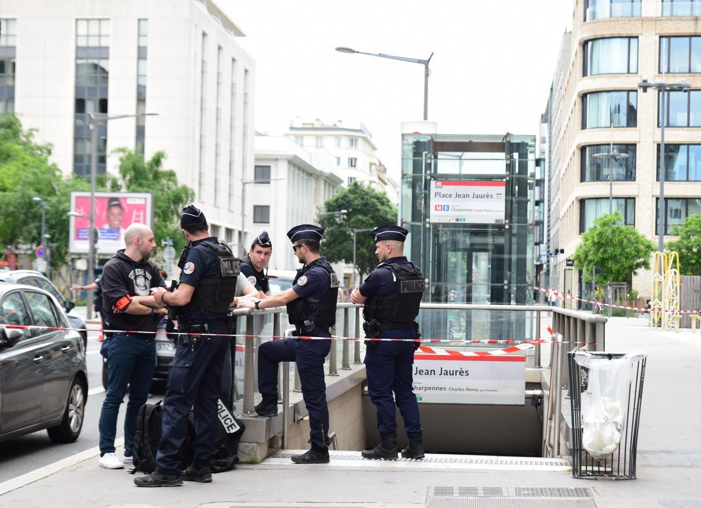 France: Un homme interpellé après avoir agressé 3 personnes au couteau à Lyon 1 vis 0526202417541703