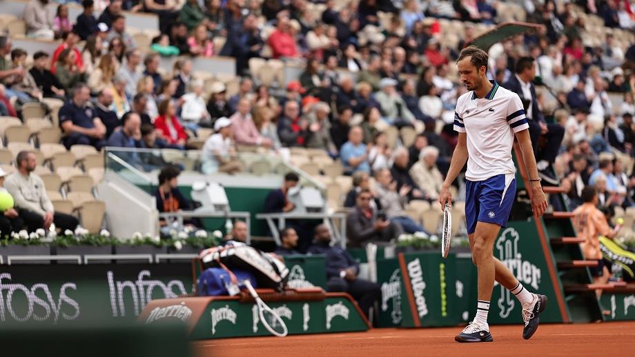 Daniil Medvedev se qualifie au 3ème tour de Roland-Garros 1 vis 0530202412364582