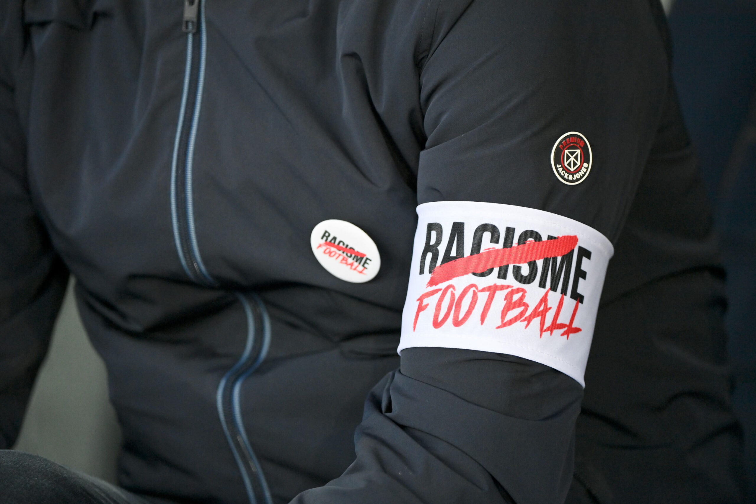 Liga: huit mois de prison à l'encontre de trois supporters pour insultes racistes 1 HOVG2IUTNJDR7BQOK5ETHQGPTI scaled