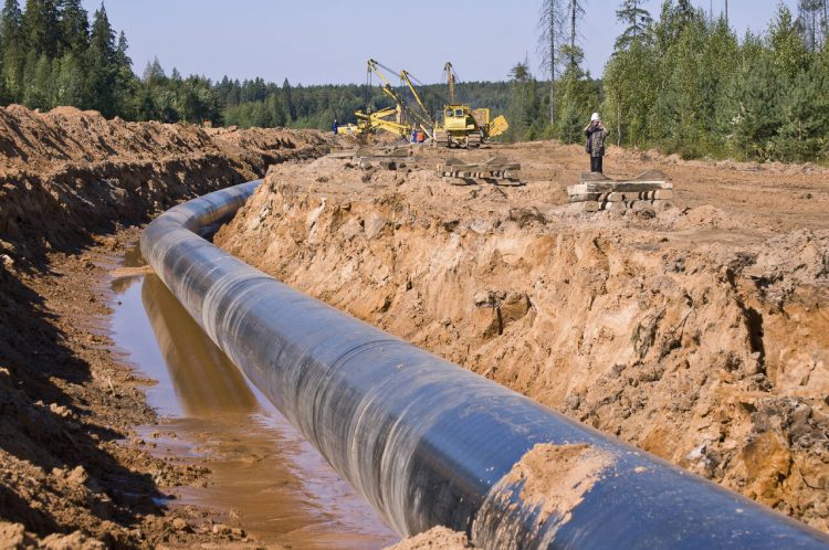Les autorités du Niger confirment « le sabotage » d’une partie d’un oléoduc acheminant du pétrole vers le Bénin 1 oleoduc e1719049525169