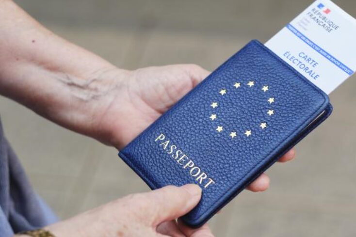 Les Français aux urnes pour élire leurs représentants au Parlement Européen 1 vis 0609202411483517