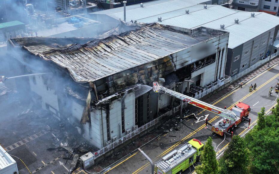 Incendie d'une usine de batteries en Corée: Une vingtaine de corps retrouvés 1 vis 0624202411195559