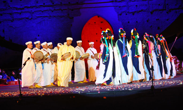 Festival National des Arts Populaires 2024 : les chants et danses folkloriques à l'honneur 1 39c487a5aa597f9aa84d57a70c026e3b