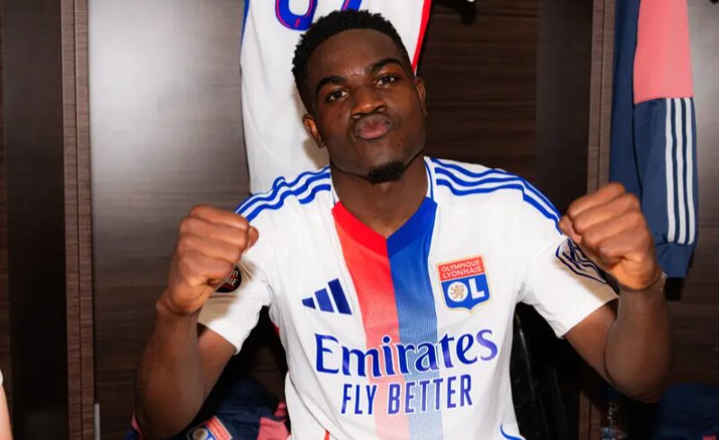 L'international ghanéen Ernest Nuamah s'engage à Lyon 1 vis 0708202411362592