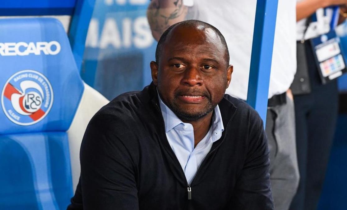 L'ancien footballeur Patrick Vieira quitte son poste d'entraineur de Strasbourg 1 vis 0718202414292568