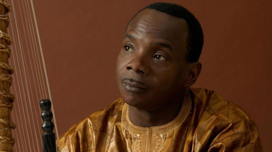 Mali : décès du chanteur Toumani Diabaté, un "maître de la kora" 1 vis 0719202423453926