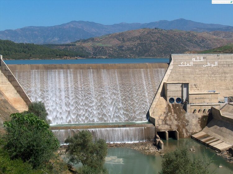 Bassin de Sebou : Le deuxième plus grand barrage prend forme à Taounate 1 Bouhouda scaled 1