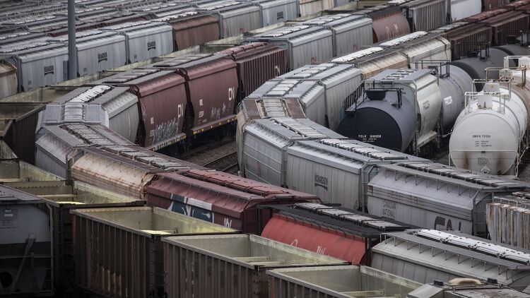 locomotives wagons trains greve