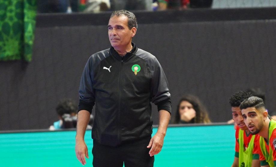 Hicham Dguig, le sélectionneur de Futsal, désigné meilleur entraîneur au monde de l'année 2023 par un site spécialisé 1 vis 0420202415572346