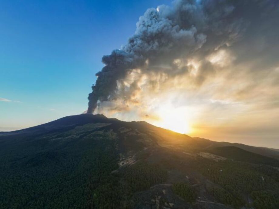 Sicile : L'aéroport de Catane réduit ses vols en raison de l'activité du volcan Etna 1 vis 0804202413064973