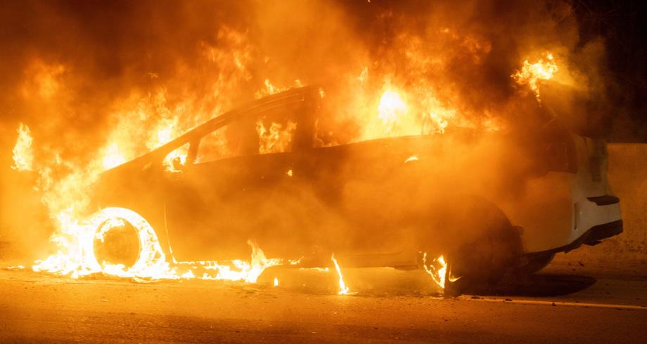 Le Corée appelle à des mesures urgentes face aux incendies de véhicules électriques 1 vis 0812202414443805