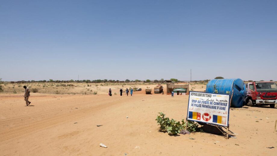 L'ONU salue l'ouverture du poste frontière d'Adré pour l'acheminement de l'aide humanitaire au Darfour 1 vis 0817202410043731