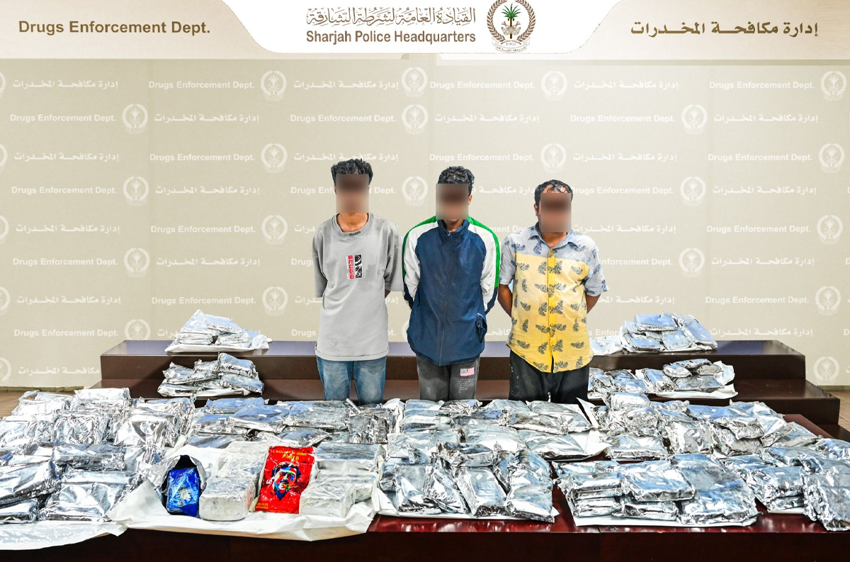 Émirats Arabes Unis : Mise en échec d'une tentative de trafic de 226 kg de drogue dissimulée dans des plaques de marbre 1 شرطة الشارقة