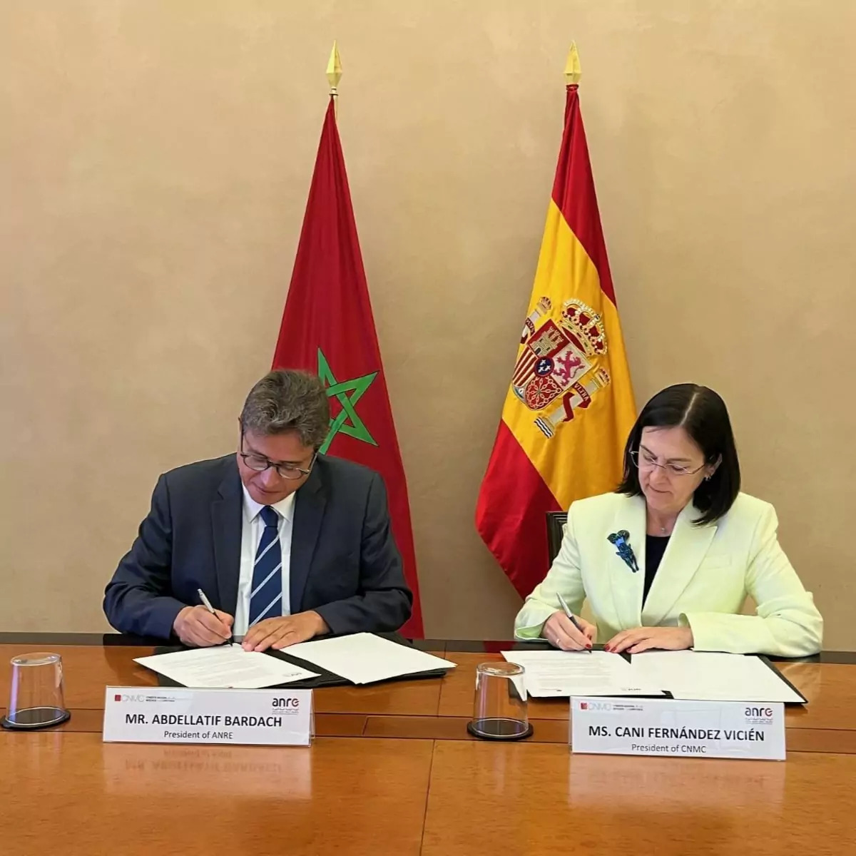 Signature MoU ANRE CNMC Espagne