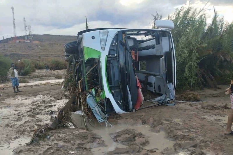 Tata inondation bus large