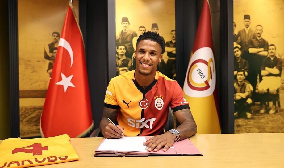 Football : l'AS Monaco prête Ismail Jakobs au Galatasaray 1 vis 0903202409544799