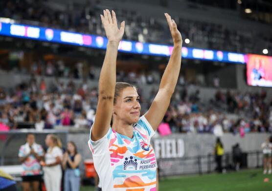 L'Américaine Alex Morgan raccroche des crampons 1 vis 0909202409253117