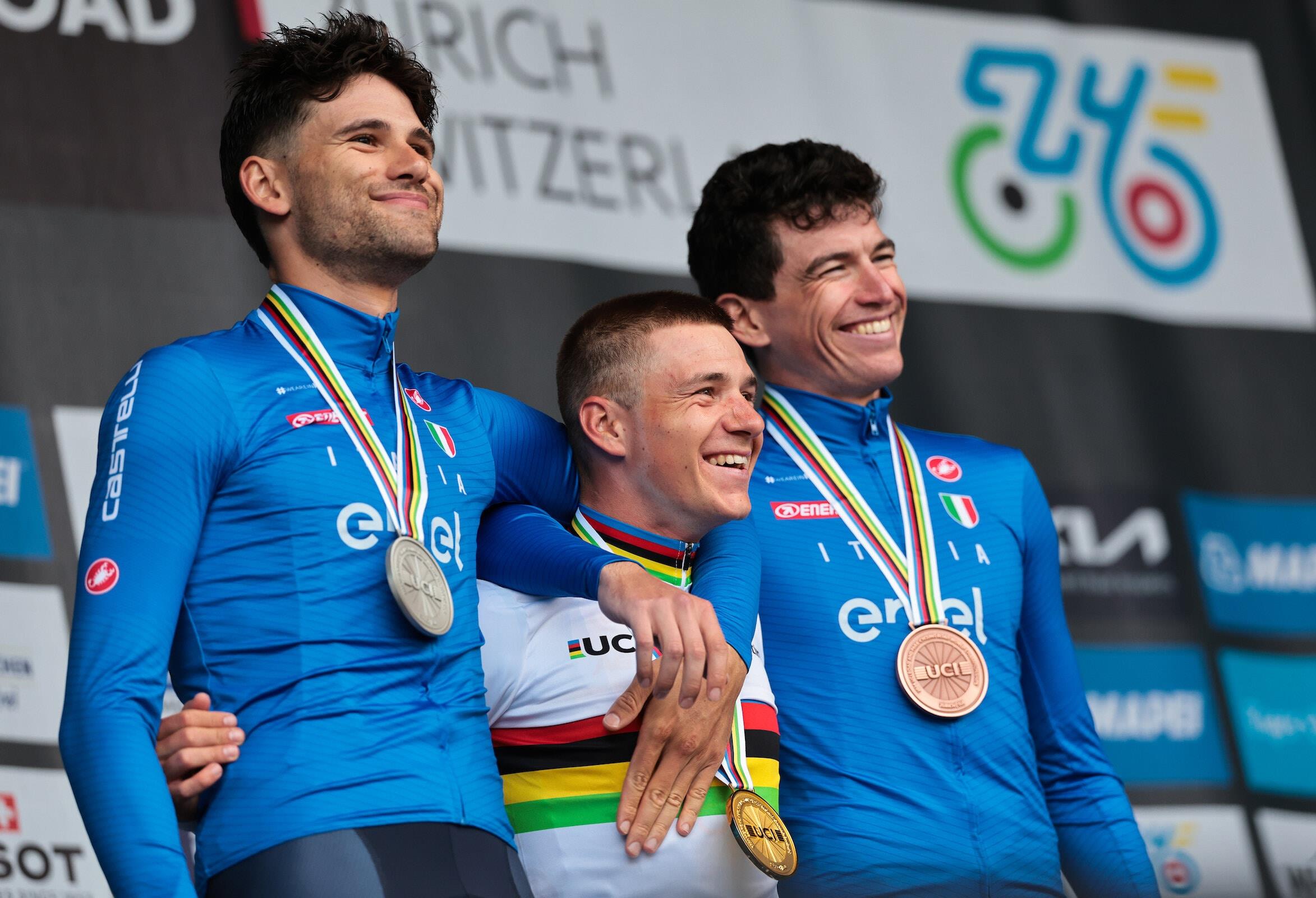 Mondiaux de cyclisme : Remco Evenepoel défend avec succès son titre en contre-la-montre. 1 vis 0922202417251333